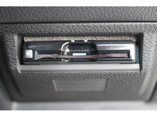 ＷＲＸ ＳＴＩ ＳＴＩ　タイプＳ　禁煙車　後期型　６ＭＴ　１オーナー　純正ナビ　フルセグＴＶ　ＲＥＣＡＲＤハーフレザーシート　ＥＴＣ　ＳＴＩエアロ　バックカメラ　パワーシート　純正１９インチアルミホイール　シートヒーター（68枚目）