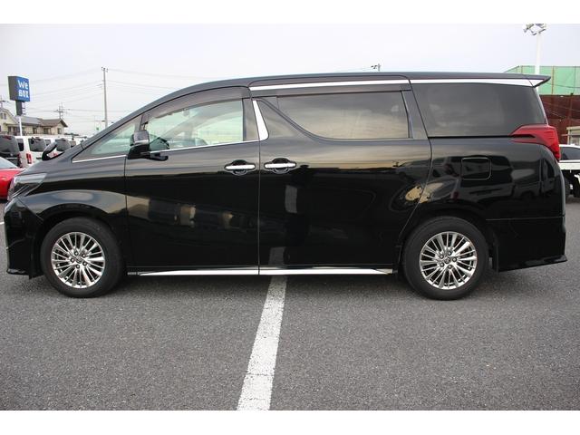 アルファード ２．５Ｓ　タイプゴールド　禁煙車　フルセグＴＶ　純正９型ナビ　バックカメラ　両側電動スライドドア　電動リアゲート　純正１７インチアルミホイール　ＥＴＣ２．０　ＤＶＤ再生　ツインムーンルーフ　後席モニター　３眼ＬＥＤヘッドライト（10枚目）