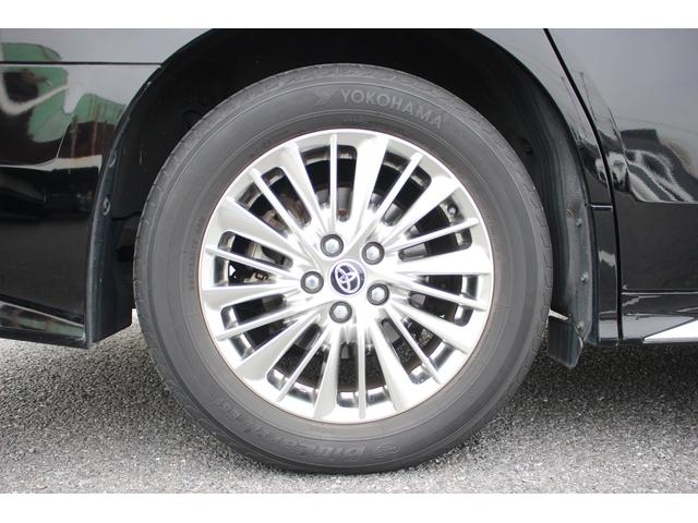 アルファード ２．５Ｓ　タイプゴールド　禁煙車　フルセグＴＶ　純正９型ナビ　バックカメラ　両側電動スライドドア　電動リアゲート　純正１７インチアルミホイール　ＥＴＣ２．０　ＤＶＤ再生　ツインムーンルーフ　後席モニター　３眼ＬＥＤヘッドライト（16枚目）