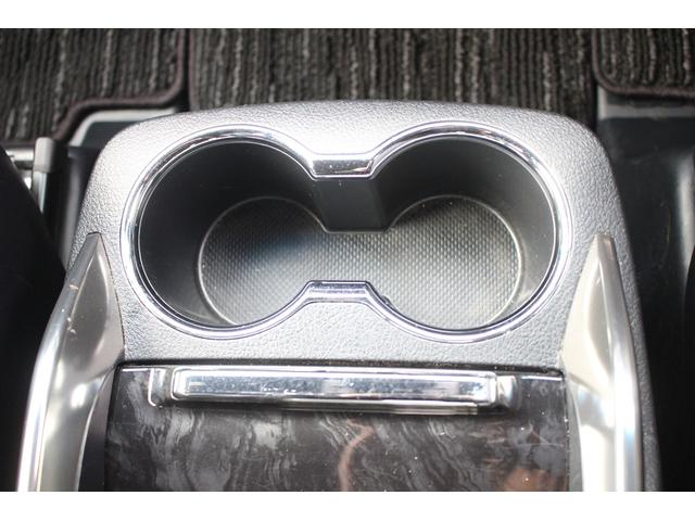 アルファード ２．５Ｓ　タイプゴールド　禁煙車　フルセグＴＶ　純正９型ナビ　バックカメラ　両側電動スライドドア　電動リアゲート　純正１７インチアルミホイール　ＥＴＣ２．０　ＤＶＤ再生　ツインムーンルーフ　後席モニター　３眼ＬＥＤヘッドライト（62枚目）