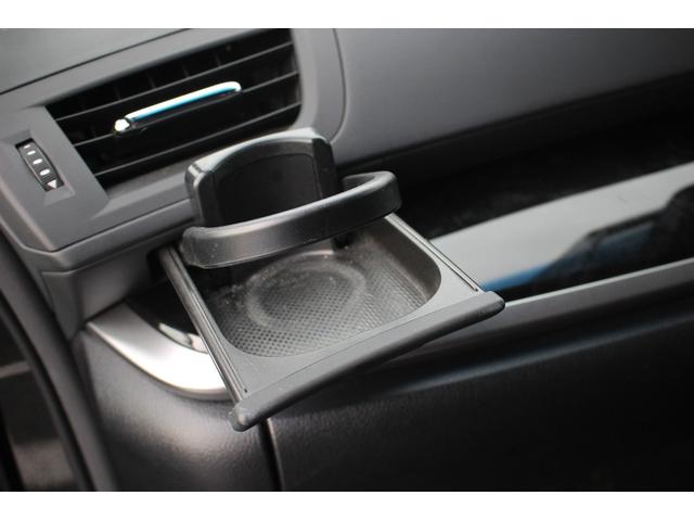 アルファード ２．５Ｓ　タイプゴールド　禁煙車　フルセグＴＶ　純正９型ナビ　バックカメラ　両側電動スライドドア　電動リアゲート　純正１７インチアルミホイール　ＥＴＣ２．０　ＤＶＤ再生　ツインムーンルーフ　後席モニター　３眼ＬＥＤヘッドライト（67枚目）