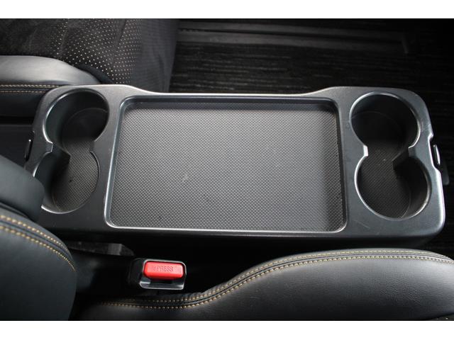 アルファード ２．５Ｓ　タイプゴールド　禁煙車　フルセグＴＶ　純正９型ナビ　バックカメラ　両側電動スライドドア　電動リアゲート　純正１７インチアルミホイール　ＥＴＣ２．０　ＤＶＤ再生　ツインムーンルーフ　後席モニター　３眼ＬＥＤヘッドライト（69枚目）