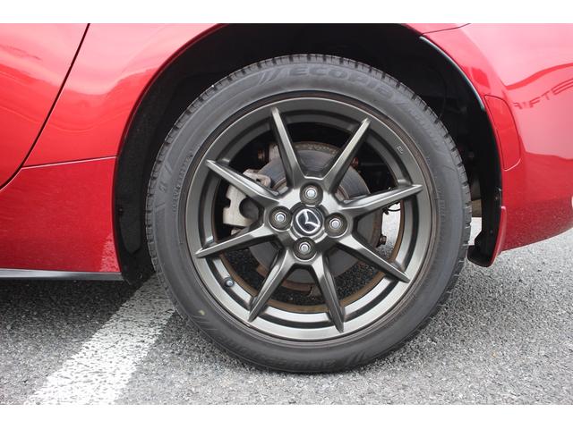 ロードスター Ｓスペシャルパッケージ　禁煙車　純正ナビ　バックカメラ　純正１６インチアルミホイール　アイドリングストップ　スマートキー　プッシュスタート　ＥＴＣ　本革巻ステアリング　衝突安全ボディ　ＬＥＤヘッドライト　マニュアルモード（18枚目）