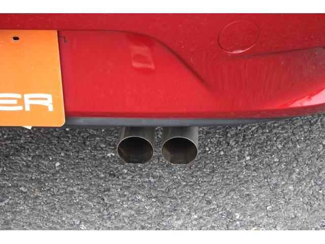 ロードスター Ｓスペシャルパッケージ　禁煙車　純正ナビ　バックカメラ　純正１６インチアルミホイール　アイドリングストップ　スマートキー　プッシュスタート　ＥＴＣ　本革巻ステアリング　衝突安全ボディ　ＬＥＤヘッドライト　マニュアルモード（26枚目）