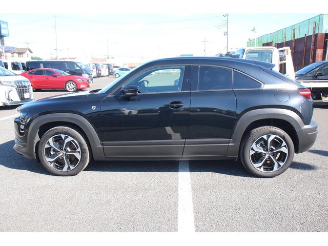 ＭＸ－３０ロータリーＥＶ ナチュラルモノトーン　禁煙車　純正８．８型ナビ　フルセグＴＶ　アラウンドビューモニター　ＢＯＳＥサウンドシステム　アダプティブクルーズコントール　衝突軽減ブレーキ　シートヒーター　ＥＴＣ　ＬＥＤヘッドライト（12枚目）