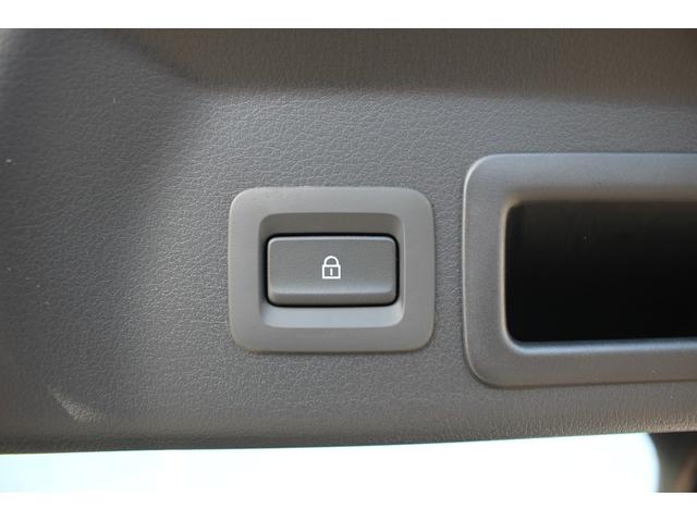 ＭＸ－３０ロータリーＥＶ ナチュラルモノトーン　禁煙車　純正８．８型ナビ　フルセグＴＶ　アラウンドビューモニター　ＢＯＳＥサウンドシステム　アダプティブクルーズコントール　衝突軽減ブレーキ　シートヒーター　ＥＴＣ　ＬＥＤヘッドライト（72枚目）