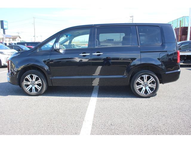 デリカD:5 P 禁煙車 ナビ 全周囲カメラ 両側電動 電動リアゲート 衝突軽減 レーダークルーズコントロール ETC マニュアルモード付 オートライト フォグライト パワーシート シートヒーター(12枚目)