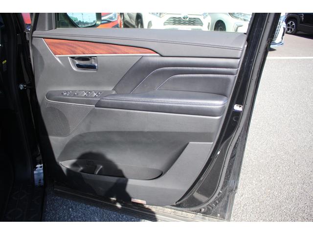 デリカD:5 P 禁煙車 ナビ 全周囲カメラ 両側電動 電動リアゲート 衝突軽減 レーダークルーズコントロール ETC マニュアルモード付 オートライト フォグライト パワーシート シートヒーター(32枚目)