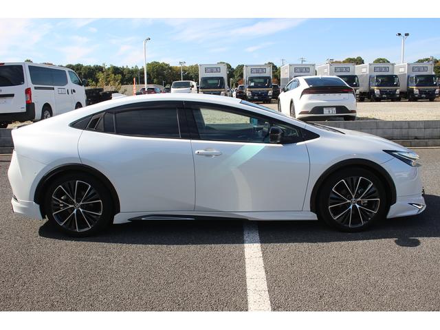 プリウス Z 禁煙車 モデリスタフルエアロ 純正12.3型ナビ フルセグTV 全周囲カメラ 純正19インチアルミホイール レーダークルーズコントロール ETC2.0 電動リアゲート シートヒーター(16枚目)