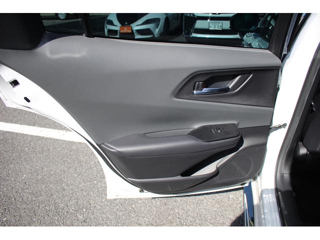 プリウス Z 禁煙車 モデリスタフルエアロ 純正12.3型ナビ フルセグTV 全周囲カメラ 純正19インチアルミホイール レーダークルーズコントロール ETC2.0 電動リアゲート シートヒーター(38枚目)