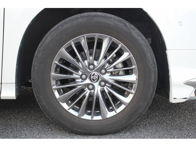 アルファードハイブリッド エグゼクティブラウンジS 後期 禁煙車 JBLサウンド 後席モニター メーカー10型ナビ 全周囲カメラ フルセグTV 温冷肌革 レーダークルーズコントロール シグネチャーイルミ レーンキープアシスト 衝突軽減 ETC2.0(20枚目)