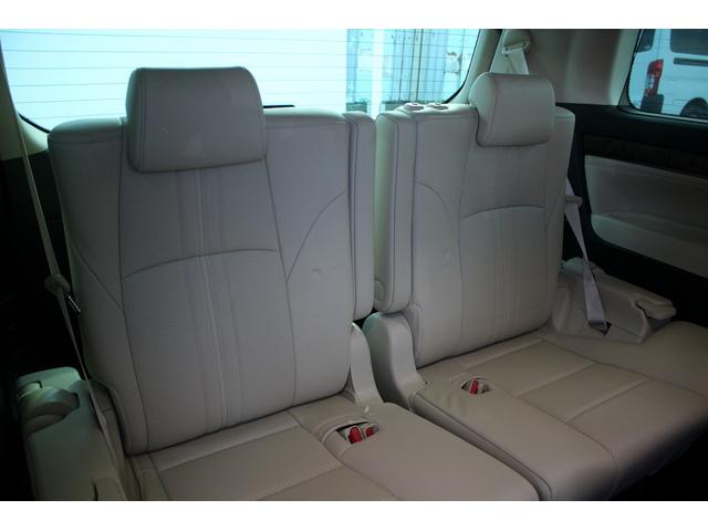 アルファードハイブリッド エグゼクティブラウンジS 後期 禁煙車 JBLサウンド 後席モニター メーカー10型ナビ 全周囲カメラ フルセグTV 温冷肌革 レーダークルーズコントロール シグネチャーイルミ レーンキープアシスト 衝突軽減 ETC2.0(40枚目)