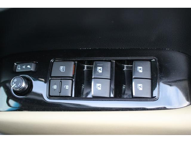 アルファードハイブリッド エグゼクティブラウンジS 後期 禁煙車 JBLサウンド 後席モニター メーカー10型ナビ 全周囲カメラ フルセグTV 温冷肌革 レーダークルーズコントロール シグネチャーイルミ レーンキープアシスト 衝突軽減 ETC2.0(73枚目)