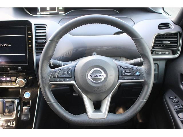 セレナ e-パワー ハイウェイスターV 禁煙車 純正10型ナビ 全周囲カメラ フルセグTV 後席モニター 両側電動スライドドア 純正16アルミホイール レーダークルーズコントロール 衝突軽減ブレーキ クリアランスソナー レーンアシスト(38枚目)