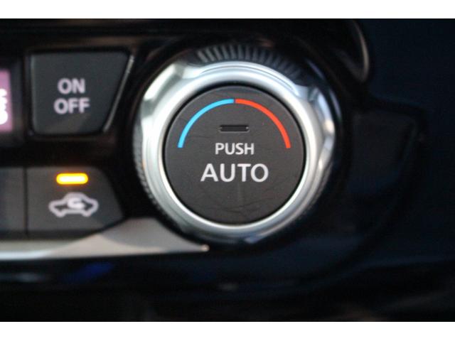 セレナ e-パワー ハイウェイスターV 禁煙車 純正10型ナビ 全周囲カメラ フルセグTV 後席モニター 両側電動スライドドア 純正16アルミホイール レーダークルーズコントロール 衝突軽減ブレーキ クリアランスソナー レーンアシスト(55枚目)