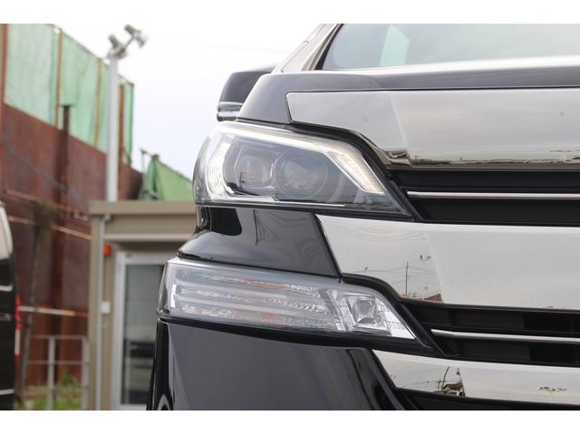 ヴェルファイアハイブリッド エグゼクティブラウンジ 禁煙車 フロントTRDエアロ サイド、リアモデリスタエアロ 純正10.5型JBLナビ 黒革シート 全周囲カメラ 後席モニター シートヒーター 衝突軽減ブレーキ パワーシート スマートキー(15枚目)