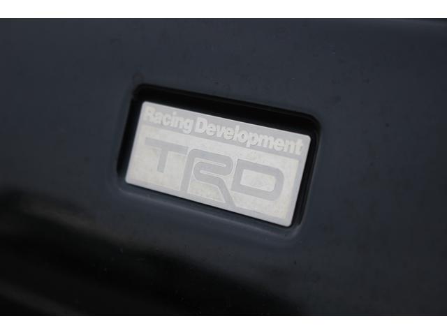 ヴェルファイアハイブリッド エグゼクティブラウンジ 禁煙車 フロントTRDエアロ サイド、リアモデリスタエアロ 純正10.5型JBLナビ 黒革シート 全周囲カメラ 後席モニター シートヒーター 衝突軽減ブレーキ パワーシート スマートキー(25枚目)