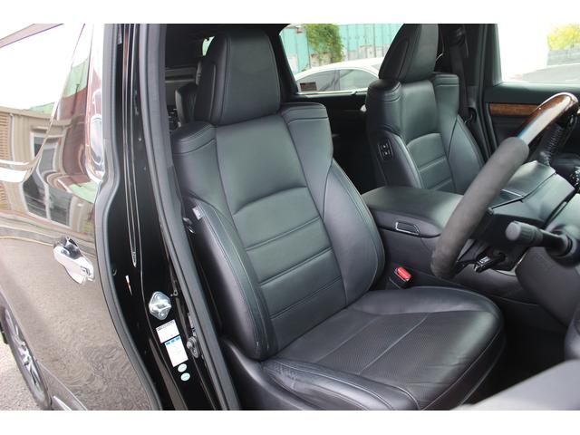 ヴェルファイアハイブリッド エグゼクティブラウンジ 禁煙車 フロントTRDエアロ サイド、リアモデリスタエアロ 純正10.5型JBLナビ 黒革シート 全周囲カメラ 後席モニター シートヒーター 衝突軽減ブレーキ パワーシート スマートキー(28枚目)