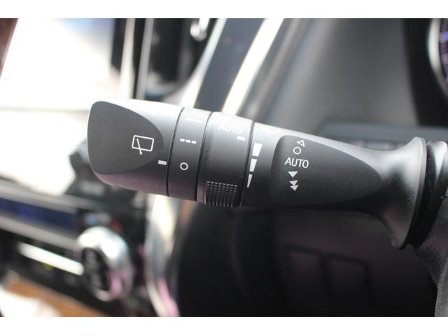 ヴェルファイアハイブリッド エグゼクティブラウンジ 禁煙車 フロントTRDエアロ サイド、リアモデリスタエアロ 純正10.5型JBLナビ 黒革シート 全周囲カメラ 後席モニター シートヒーター 衝突軽減ブレーキ パワーシート スマートキー(46枚目)