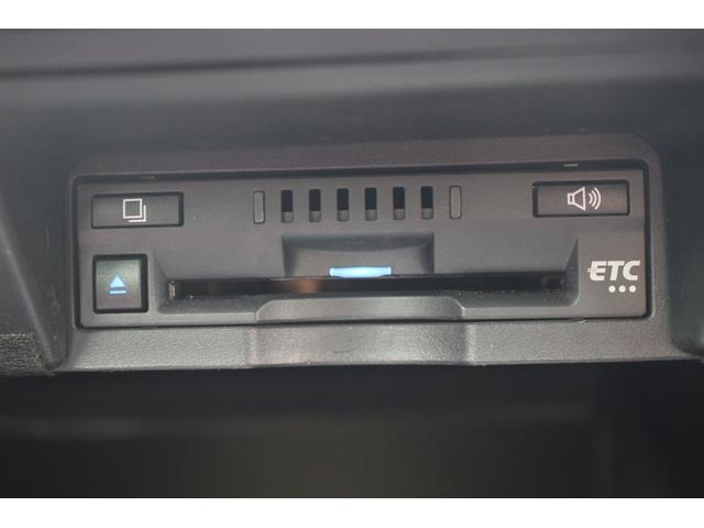 クラウンハイブリッド S Cパッケージ 禁煙車 純正ナビ フルセグTV 全周囲カメラ クリアランスソナー LEDヘッドライト レーダークルーズコントロール ETC CD/DVD再生 Bluetooth接続 ブラインドスポットモニター(4枚目)