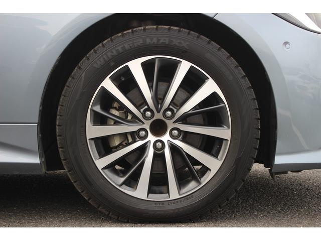 クラウンハイブリッド S Cパッケージ 禁煙車 純正ナビ フルセグTV 全周囲カメラ クリアランスソナー LEDヘッドライト レーダークルーズコントロール ETC CD/DVD再生 Bluetooth接続 ブラインドスポットモニター(14枚目)