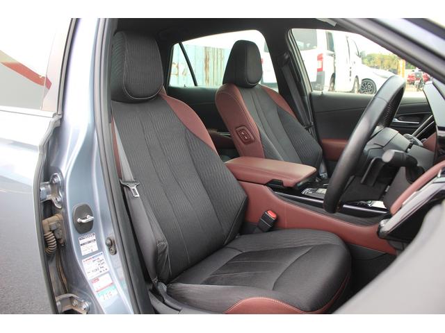 クラウンハイブリッド S Cパッケージ 禁煙車 純正ナビ フルセグTV 全周囲カメラ クリアランスソナー LEDヘッドライト レーダークルーズコントロール ETC CD/DVD再生 Bluetooth接続 ブラインドスポットモニター(31枚目)