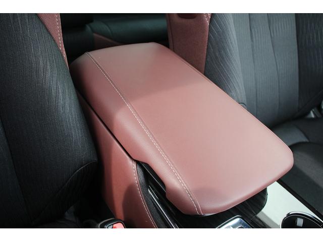 クラウンハイブリッド S Cパッケージ 禁煙車 純正ナビ フルセグTV 全周囲カメラ クリアランスソナー LEDヘッドライト レーダークルーズコントロール ETC CD/DVD再生 Bluetooth接続 ブラインドスポットモニター(57枚目)