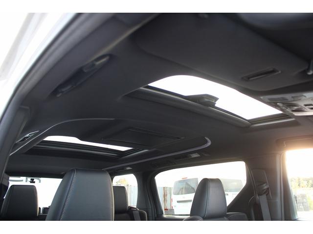 ヴェルファイア 2.5Z ゴールデンアイズ 後期型 禁煙車 純正9型ナビ フルセグTV バックカメラ 3眼LEDヘッドライト 12.1型後席モニター レーダークルーズコントロール ETC 電動リアゲート 両側電動スライドドア(3枚目)