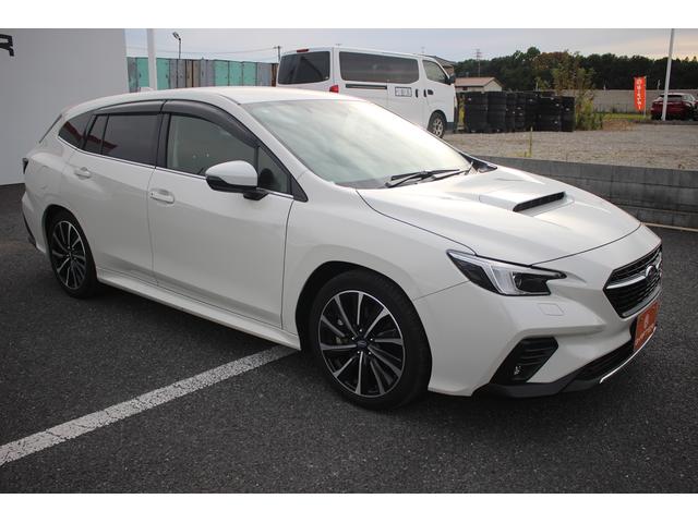 レヴォーグ STIスポーツ EX 禁煙車 純正11.6インチナビ バックカメラ フルセグTV アイサイトX LEDヘッドライト 純正18インチアルミホイール ETC レーンキープアシスト 電動リアゲート シートヒーター(9枚目)