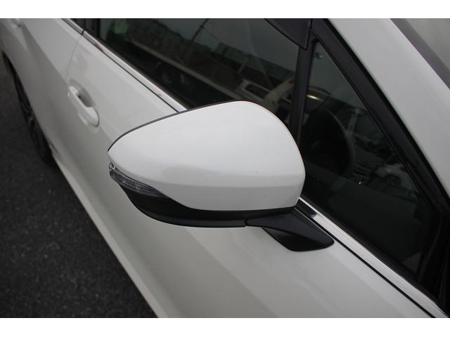 レヴォーグ STIスポーツ EX 禁煙車 純正11.6インチナビ バックカメラ フルセグTV アイサイトX LEDヘッドライト 純正18インチアルミホイール ETC レーンキープアシスト 電動リアゲート シートヒーター(29枚目)