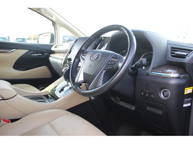 アルファード 3.5エグゼクティブラウンジS 後期型 禁煙車 モデリスタエアロ サンルーフ 後席モニター 純正10型ナビ フルセグTV 全周囲カメラ シートヒーター シートエアコン 白革シート JBLサウンド パワーシート 電動リアゲート(17枚目)