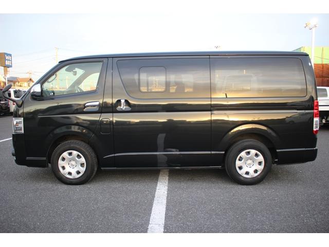 ハイエースバン ロングスーパーＧＬ　ダークプライムＳ　ワンオーナー　後期型　禁煙車　ナビ　バックカメラ　ハーフレザーシート　ＬＥＤヘッドライト　オートクルーズコントロール　電動格納ドアミラー　オートライト　衝突軽減ブレーキ　スマートキー　プッシュスタート（11枚目）