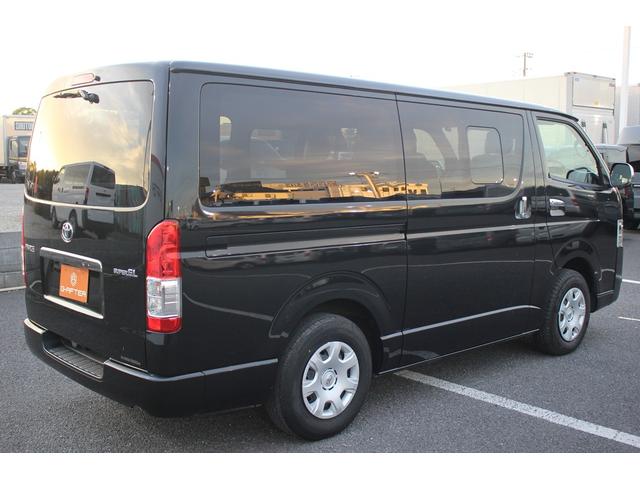 ハイエースバン ロングスーパーＧＬ　ダークプライムＳ　ワンオーナー　後期型　禁煙車　ナビ　バックカメラ　ハーフレザーシート　ＬＥＤヘッドライト　オートクルーズコントロール　電動格納ドアミラー　オートライト　衝突軽減ブレーキ　スマートキー　プッシュスタート（14枚目）
