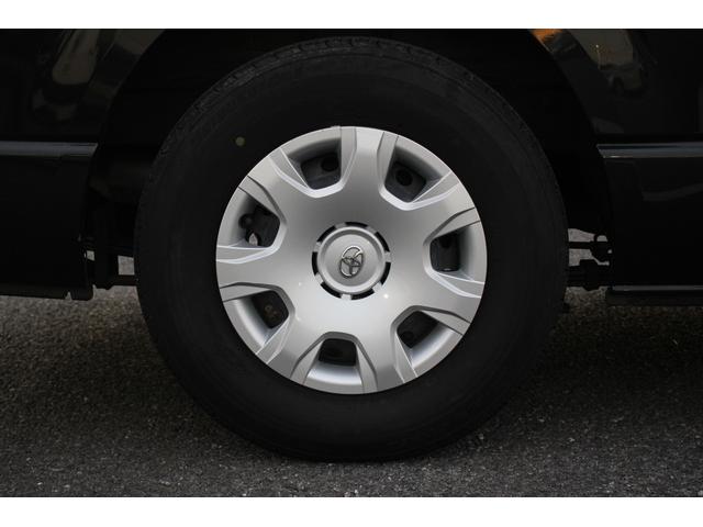 ハイエースバン ロングスーパーＧＬ　ダークプライムＳ　ワンオーナー　後期型　禁煙車　ナビ　バックカメラ　ハーフレザーシート　ＬＥＤヘッドライト　オートクルーズコントロール　電動格納ドアミラー　オートライト　衝突軽減ブレーキ　スマートキー　プッシュスタート（17枚目）