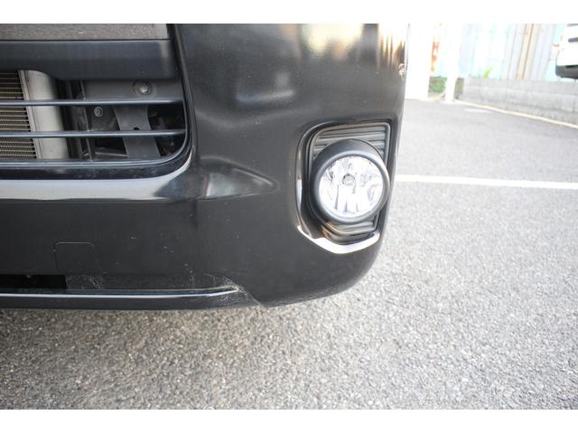 ハイエースバン ロングスーパーＧＬ　ダークプライムＳ　ワンオーナー　後期型　禁煙車　ナビ　バックカメラ　ハーフレザーシート　ＬＥＤヘッドライト　オートクルーズコントロール　電動格納ドアミラー　オートライト　衝突軽減ブレーキ　スマートキー　プッシュスタート（25枚目）