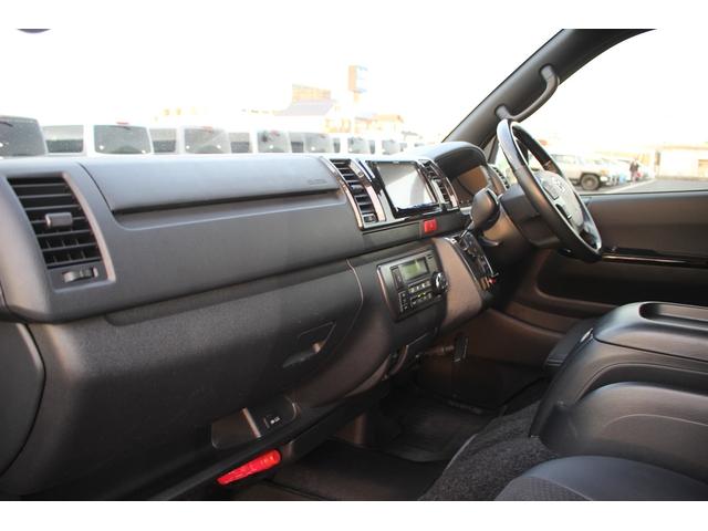 ハイエースバン ロングスーパーＧＬ　ダークプライムＳ　ワンオーナー　後期型　禁煙車　ナビ　バックカメラ　ハーフレザーシート　ＬＥＤヘッドライト　オートクルーズコントロール　電動格納ドアミラー　オートライト　衝突軽減ブレーキ　スマートキー　プッシュスタート（41枚目）