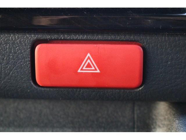 ハイエースバン ロングスーパーＧＬ　ダークプライムＳ　ワンオーナー　後期型　禁煙車　ナビ　バックカメラ　ハーフレザーシート　ＬＥＤヘッドライト　オートクルーズコントロール　電動格納ドアミラー　オートライト　衝突軽減ブレーキ　スマートキー　プッシュスタート（56枚目）