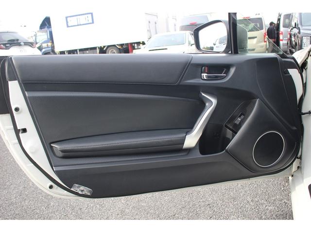 同業者様への販売はお断りさせていただきます。　車検無し車両の場合は、車検を取得したお支払い総額で表示しております。