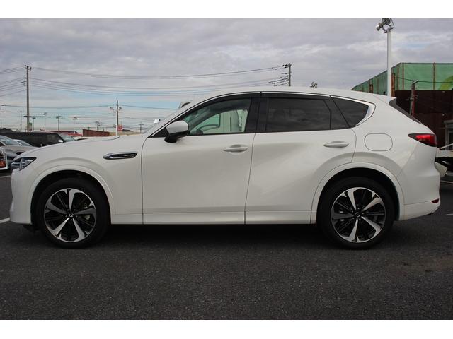 ＣＸ－６０ ＸＤ－ハイブリッド　エクスクルーシブモダン　禁煙車　ＢＯＳＥサウンド　シートヒーター　シートクーラー　白革シート　電動リアゲート　全周囲カメラ　フルセグＴＶ　ＬＥＤヘッドライト　レーダークルーズコントロール　ブラインドスポットモニター　ＥＴＣ（12枚目）