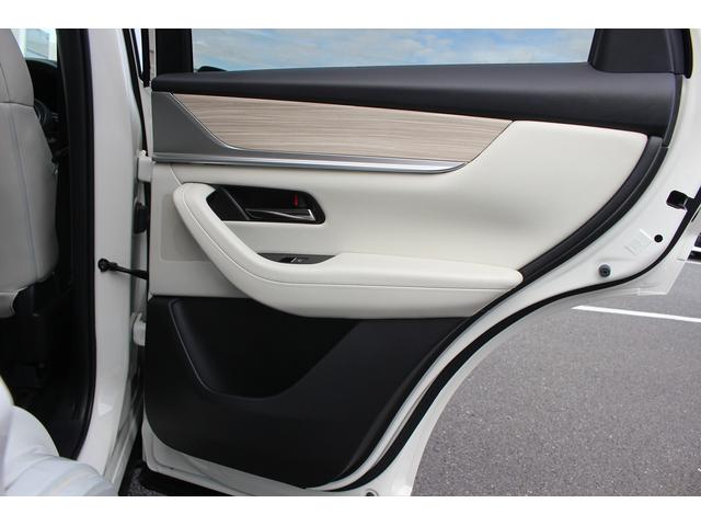 ＣＸ－６０ ＸＤ－ハイブリッド　エクスクルーシブモダン　禁煙車　ＢＯＳＥサウンド　シートヒーター　シートクーラー　白革シート　電動リアゲート　全周囲カメラ　フルセグＴＶ　ＬＥＤヘッドライト　レーダークルーズコントロール　ブラインドスポットモニター　ＥＴＣ（31枚目）