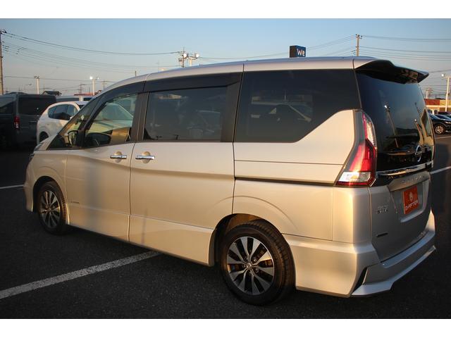 セレナ ハイウェイスター VセレクションII 禁煙車 純正9インチナビ 全周囲カメラ プロパイロット 両側電動スライドドア フルセグTV 純正16アルミホイール LEDヘッドライト 日産エマージェンシーブレーキ アイドリングストップ ETC(12枚目)