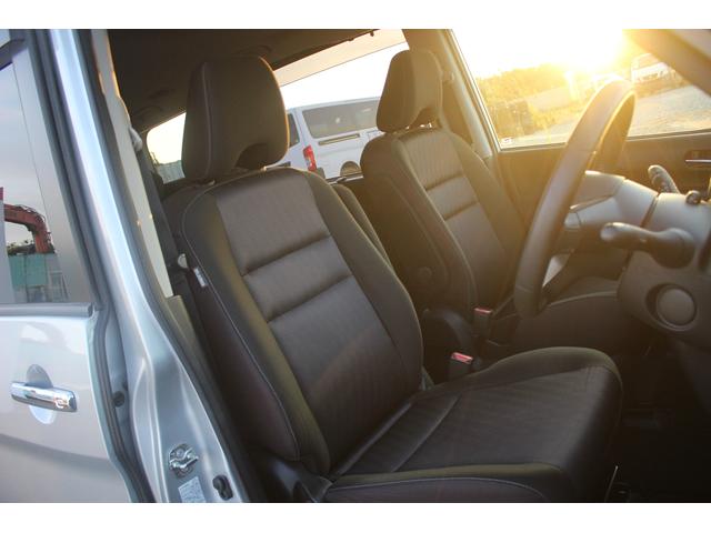セレナ ハイウェイスター VセレクションII 禁煙車 純正9インチナビ 全周囲カメラ プロパイロット 両側電動スライドドア フルセグTV 純正16アルミホイール LEDヘッドライト 日産エマージェンシーブレーキ アイドリングストップ ETC(33枚目)
