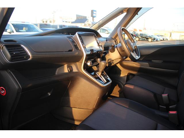 セレナ ハイウェイスター VセレクションII 禁煙車 純正9インチナビ 全周囲カメラ プロパイロット 両側電動スライドドア フルセグTV 純正16アルミホイール LEDヘッドライト 日産エマージェンシーブレーキ アイドリングストップ ETC(41枚目)