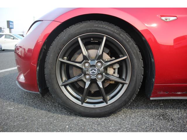 ロードスター Sレザーパッケージ マツダコネクト 6速MT 純正7インチナビ BOSEサウンド ブラインドスポットモニター レーンキープアシスト 温熱黒革 LEDヘッドライト フルセグTV ETC 純正16インチアルミ(18枚目)