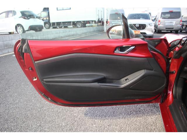 ロードスター Sレザーパッケージ マツダコネクト 6速MT 純正7インチナビ BOSEサウンド ブラインドスポットモニター レーンキープアシスト 温熱黒革 LEDヘッドライト フルセグTV ETC 純正16インチアルミ(28枚目)