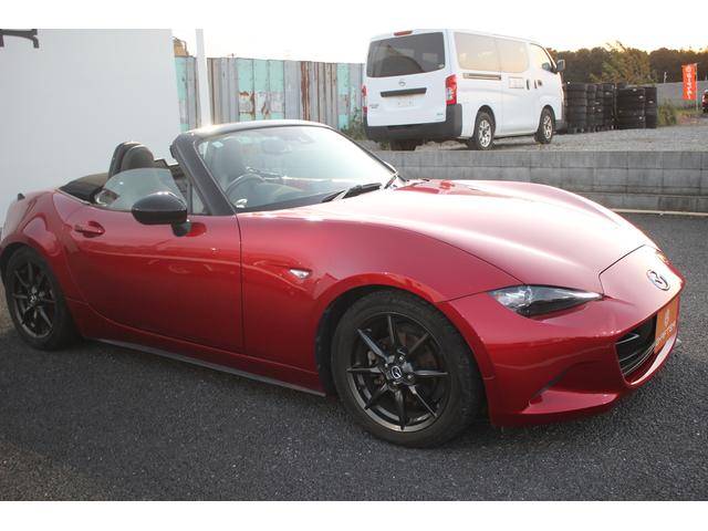 ロードスター Sレザーパッケージ マツダコネクト 6速MT 純正7インチナビ BOSEサウンド ブラインドスポットモニター レーンキープアシスト 温熱黒革 LEDヘッドライト フルセグTV ETC 純正16インチアルミ(31枚目)