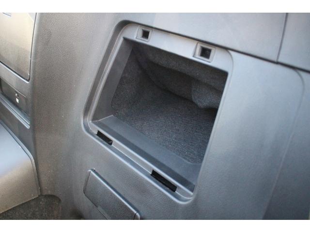 ロードスター Sレザーパッケージ マツダコネクト 6速MT 純正7インチナビ BOSEサウンド ブラインドスポットモニター レーンキープアシスト 温熱黒革 LEDヘッドライト フルセグTV ETC 純正16インチアルミ(62枚目)