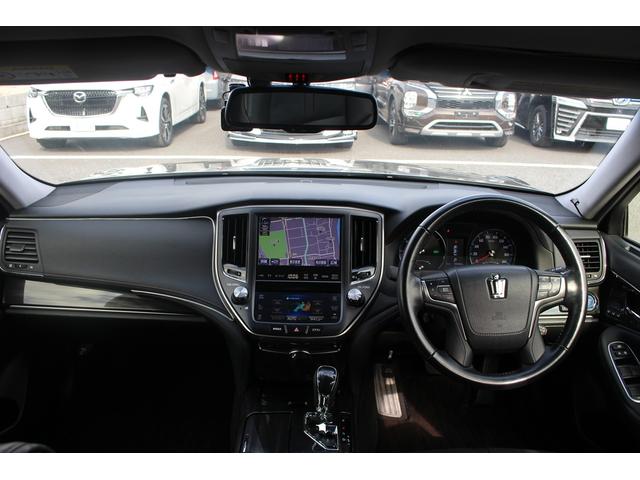 クラウンハイブリッド アスリートＧ　純正８インチナビ　バックカメラ　フルセグＴＶ　シートヒーター　シートエアコン　黒革シート　純正ＯＰ１８インチアルミホイール　ＬＥＤヘッドライト　オートクルーズコントロール　ＥＴＣ　オートライト（43枚目）