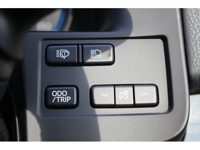 クラウンハイブリッド アスリートＧ　純正８インチナビ　バックカメラ　フルセグＴＶ　シートヒーター　シートエアコン　黒革シート　純正ＯＰ１８インチアルミホイール　ＬＥＤヘッドライト　オートクルーズコントロール　ＥＴＣ　オートライト（49枚目）