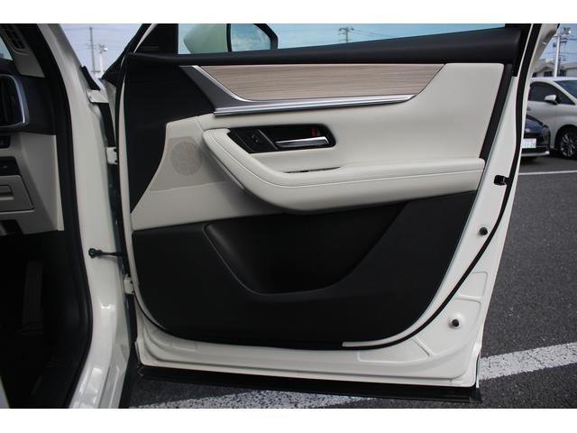CX-60 PHEV エクスクルーシブモダン 純正12.3インチディスプレイオーディオ 全周囲カメラ フルセグTV シートエアコン 白革シート レーダークルーズコントロール 純正20インチアルミホイール 電動リアゲート クリアランスソナー(26枚目)
